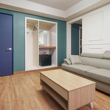 Hiker Hotel Чеджу Екстериор снимка
