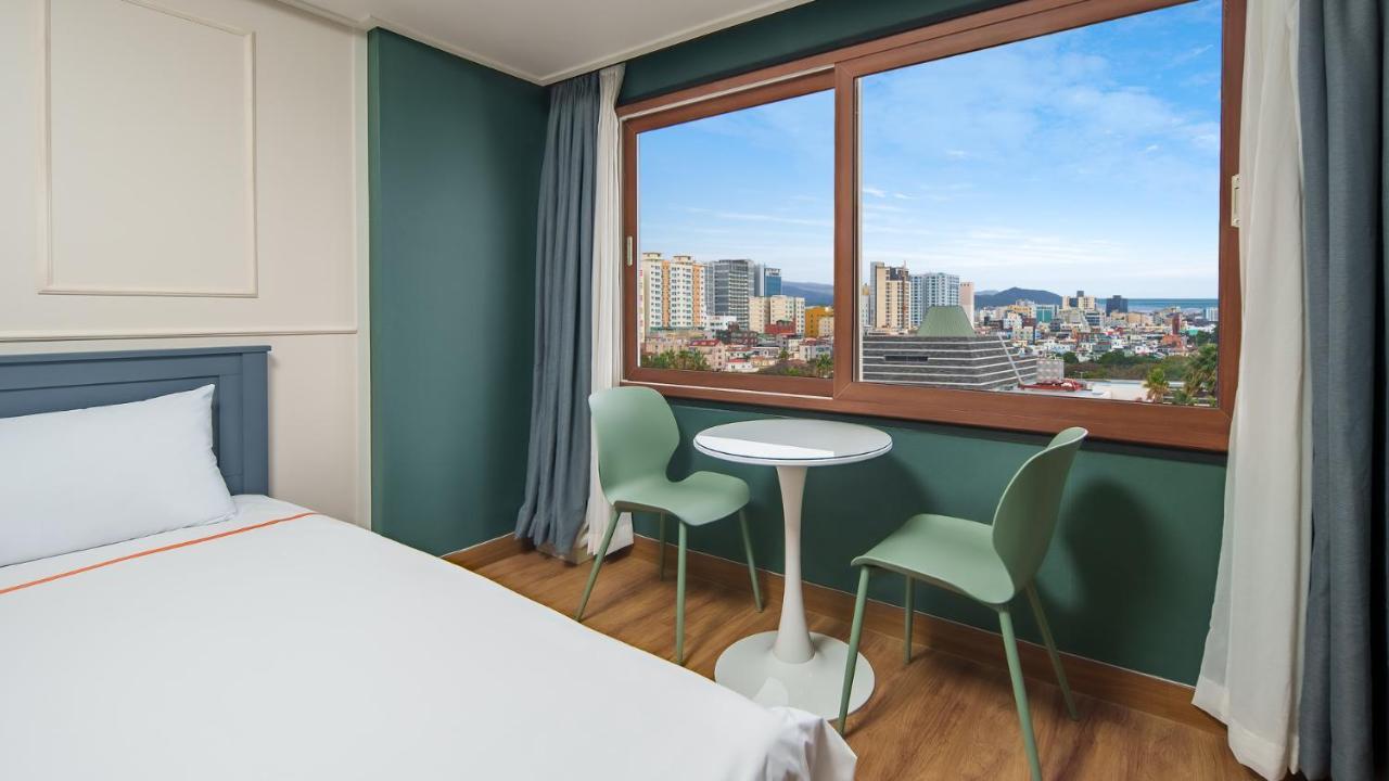 Hiker Hotel Чеджу Екстериор снимка